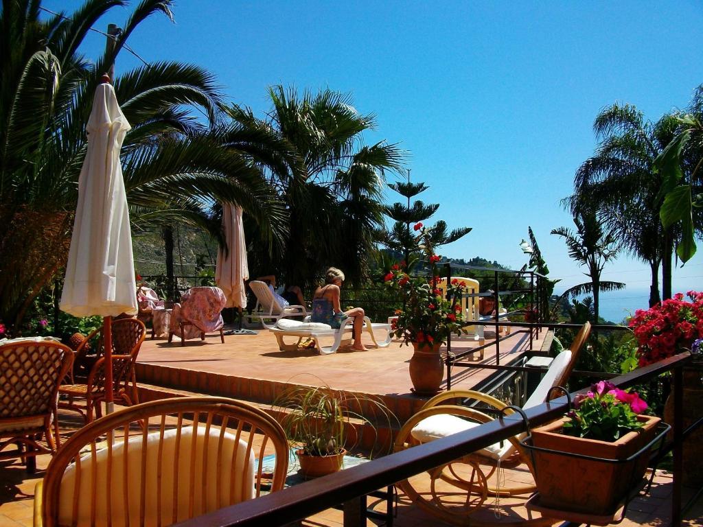 Holidaysora Taormina - Il Giardino Di Graziella Exterior photo